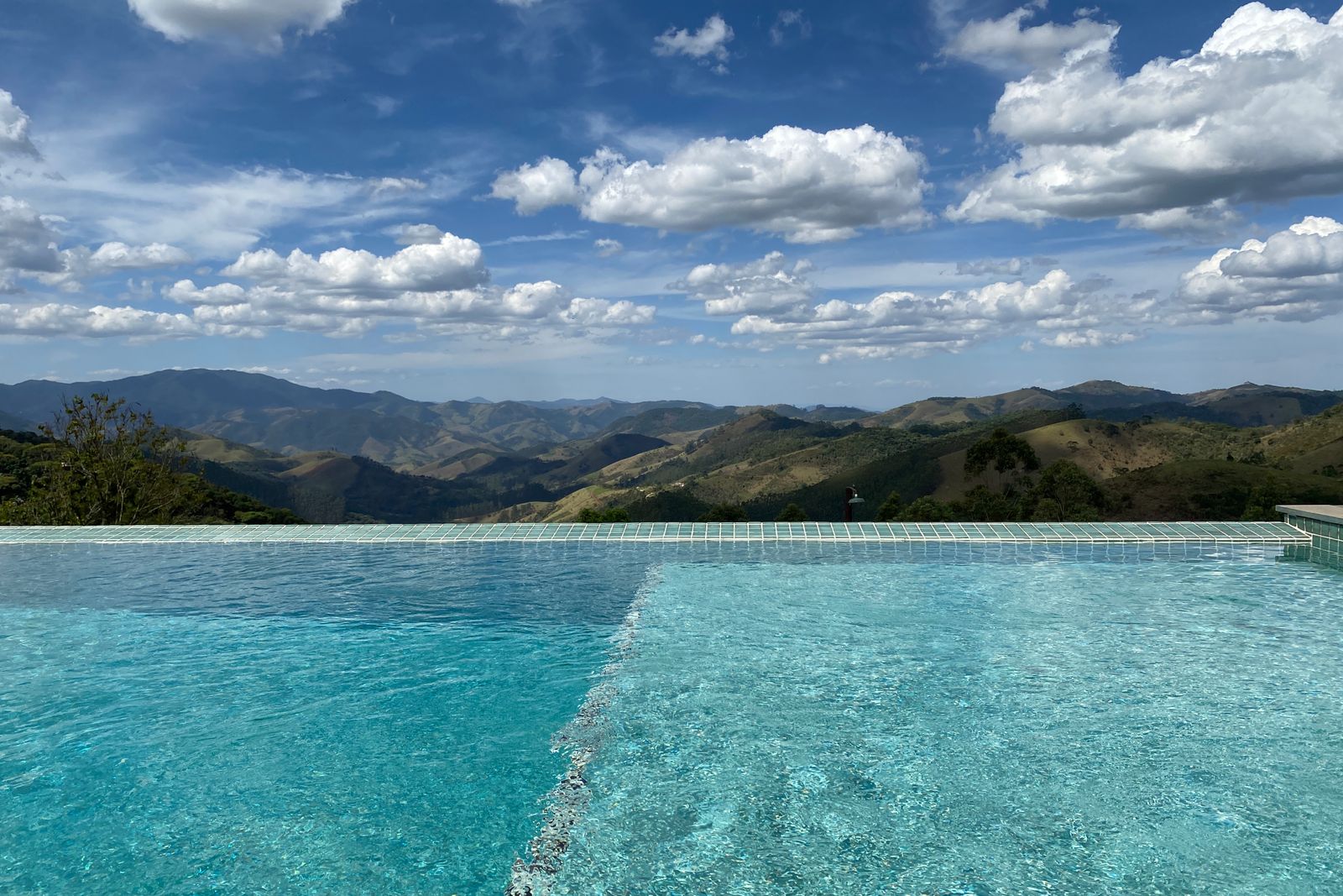 Custom Pool Construction — Aloha Pools